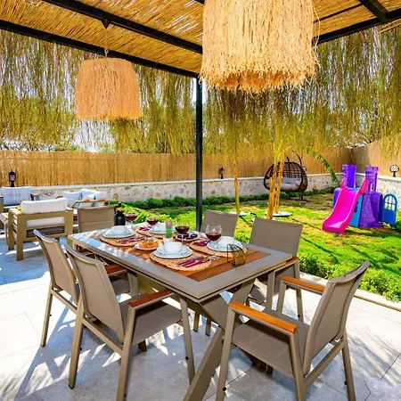 Zen - 2 Bedroom With Jacuzzi In Kalkan Caykoey Vila