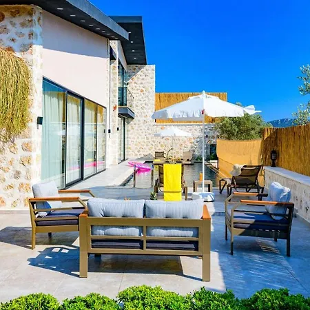 Zen - 2 Bedroom With Jacuzzi In Kalkan Caykoey Kaş